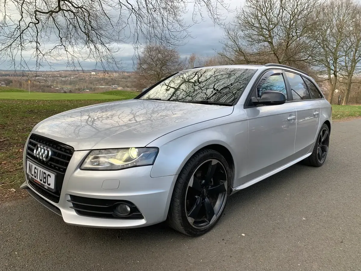 Used Audi A4 Black Edition 170 HP (125 kW) 2011 Silver Estate