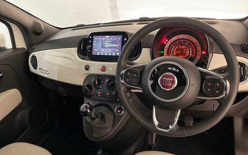 Used Fiat 500 Dolcevita 70 HP (51 kW) 2022 White Hatchback