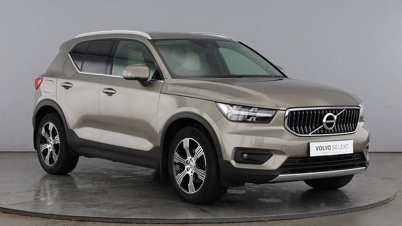 Used Volvo XC40 Inscription 197 HP (144 kW) 2021 Grey SUV
