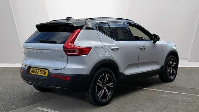 Used Volvo XC40 R-Design 161 HP (118 kW) 2022 SUV