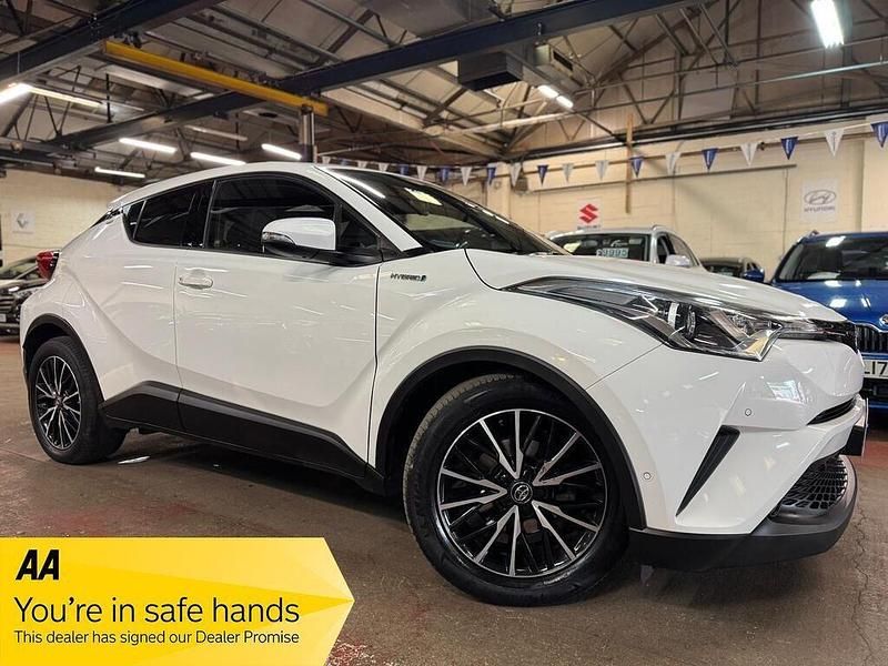 Used Toyota C-HR 2017 White SUV