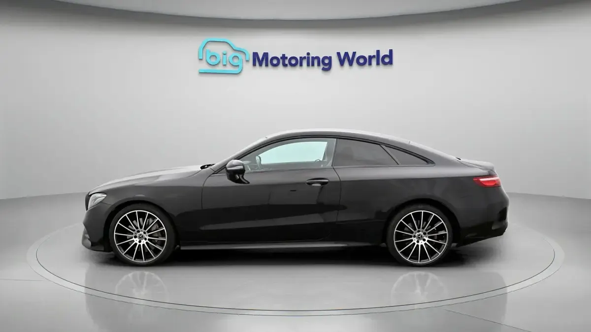 Usado Mercedes E350 AMG line 295 CV (216 kW) 2019