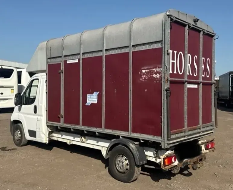 Used Peugeot Boxer 130 HP (95 kW) 2014 White Van