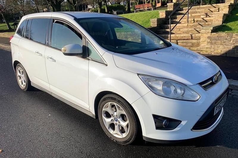 White Used 2013 Ford Grand C-Max Zetec MPV | £3,495 (Fair price) - Image 1/1