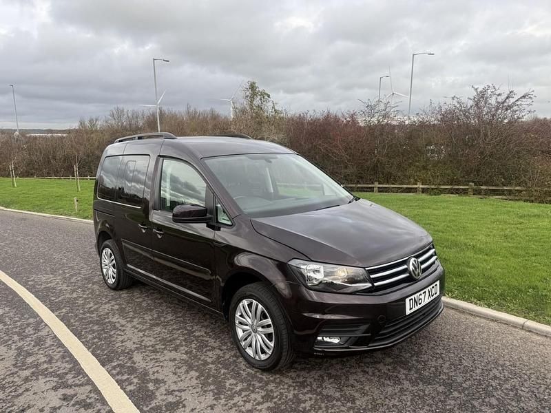 Usado VW Caddy Life 2018 Roxo Monovolume