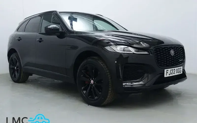 Usado Jaguar F-Pace R-Dynamic 404 HP (297 kW) 2022 SUV