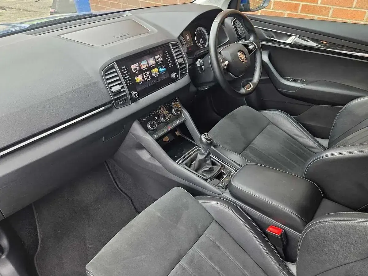 Used Skoda Karoq SE L 110 HP (80 kW) 2021 Blue SUV