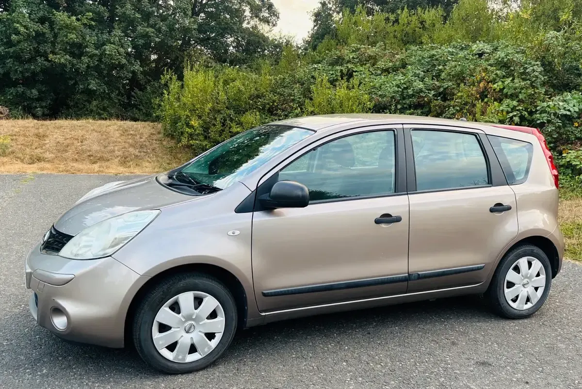 Used Nissan Note Visia 88 HP (64 kW) 2009 Beige Hatchback