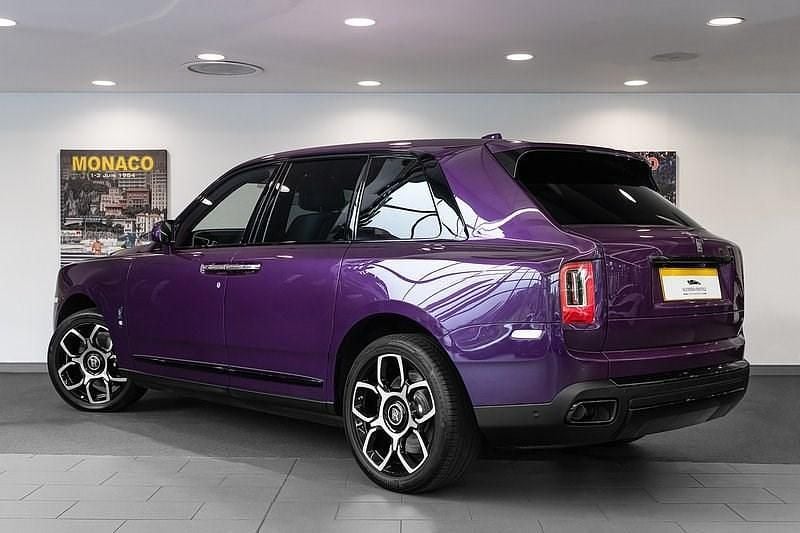 Used Rolls Royce Cullinan 571 HP (419 kW) 2023 Purple SUV