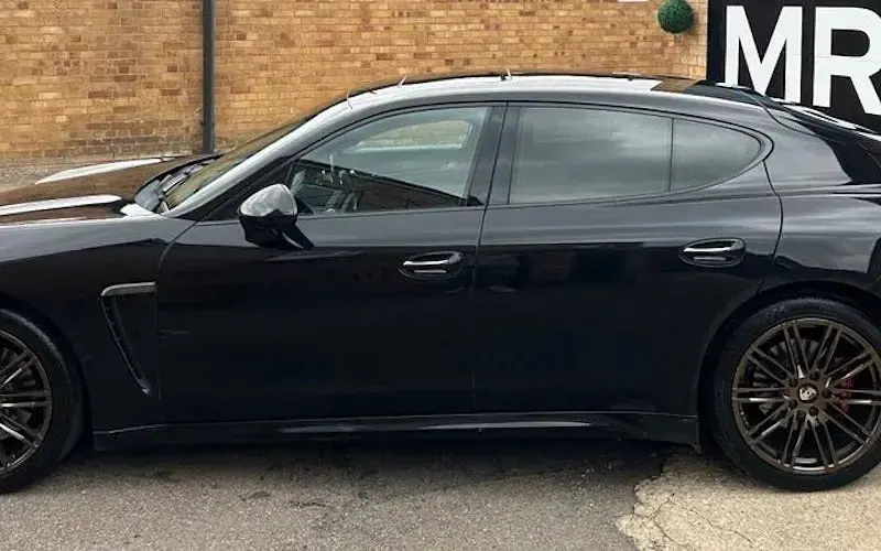 Used Porsche Panamera Diesel 300 HP (220 kW) 2015 Black Hatchback