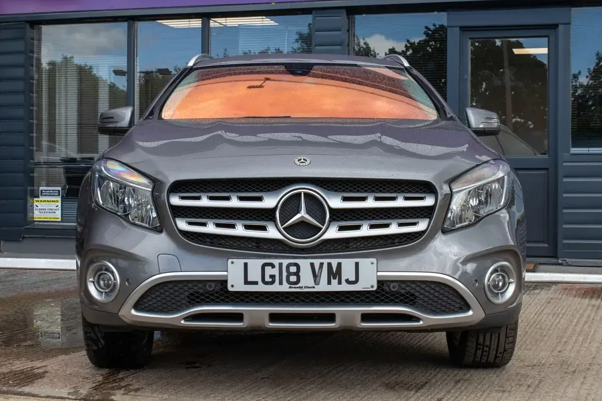Used Mercedes GLA200 Executive 136 HP (100 kW) 2018 Grey SUV
