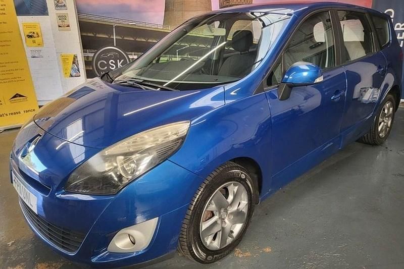 Used 2011 Renault Grand Scénic III Expression MPV | £2,490 (Fair price) - Image 1/1