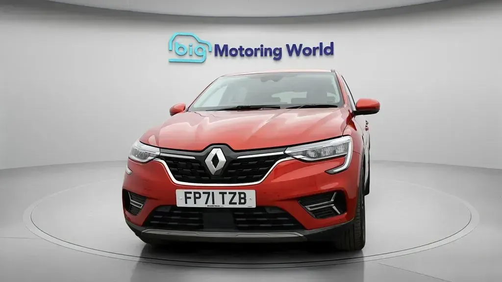 Begagnad Renault Arkana Version S 140 HK (102 kW) 2021 Röd SUV