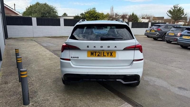 Used Skoda Kamiq Monte Carlo 110 HP (80 kW) 2021 White SUV