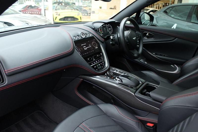 Used Aston Martin DBX 707 HP (519 kW) 2022 Blue SUV