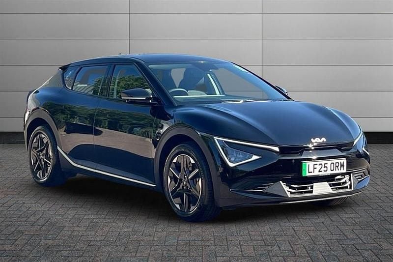 Midnight black Used 2025 Kia EV6 Air SUV | £30,850 - Image 1/2
