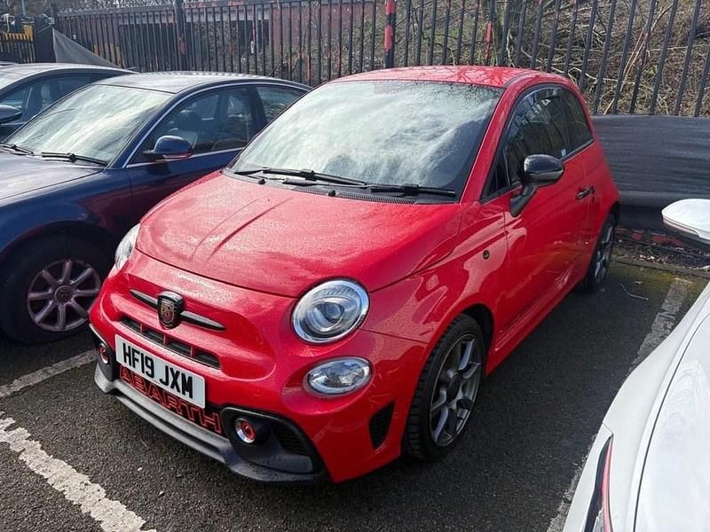 Used Abarth 595 145 HP (106 kW) 2019 Red Hatchback
