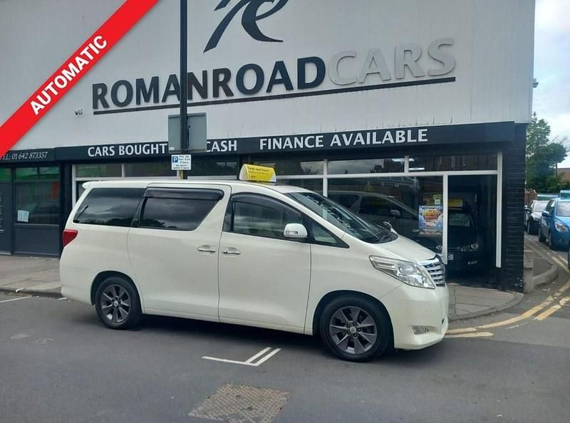 White Used 2008 Toyota Alphard MPV | £9,495 (Super price) - Image 1/4