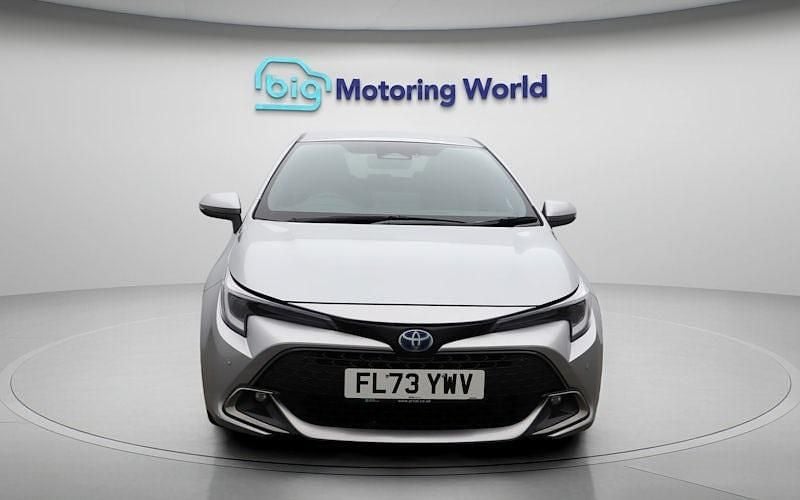 Used Toyota Corolla Design 140 HP (102 kW) 2025 Hatchback
