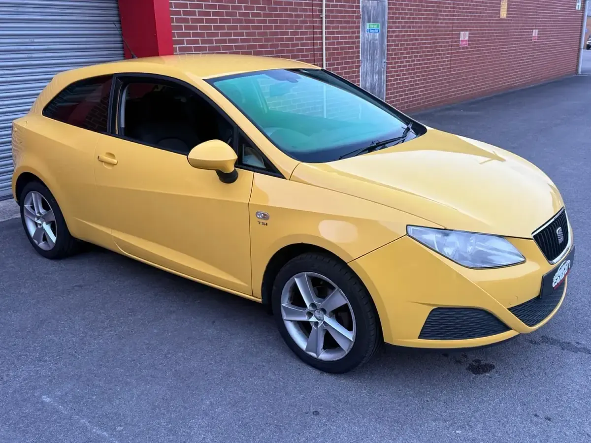 Used Seat Ibiza Sport 2010 Yellow Hatchback