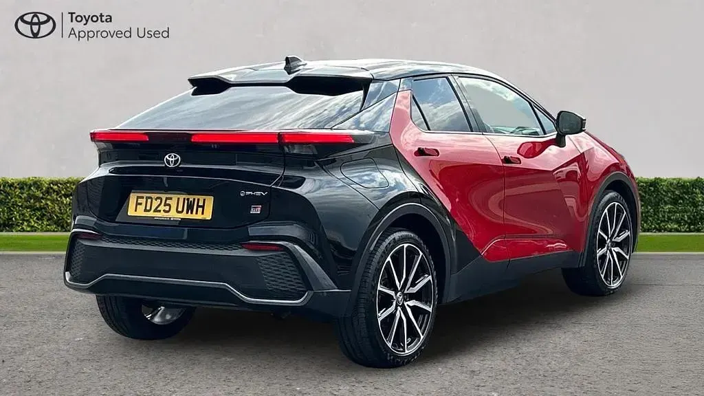 Used Toyota C-HR Sport 223 HP (164 kW) 2025 SUV