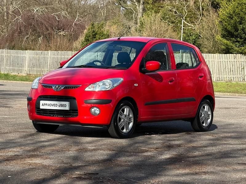 Used Hyundai i10 Comfort 2009 Red Hatchback