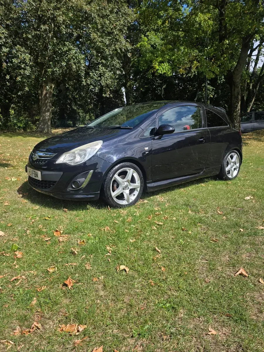 Used Vauxhall Corsa SRi 2011 Black Hatchback