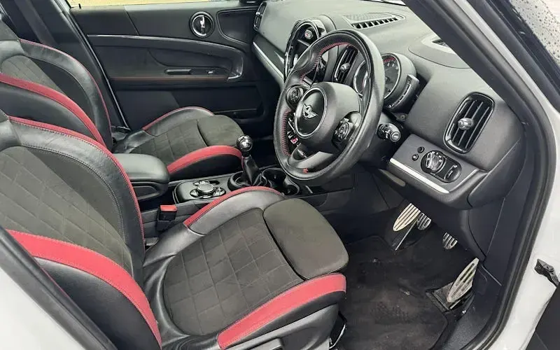 Used Mini John Cooper Works Countryman 231 HP (169 kW) 2018 White SUV