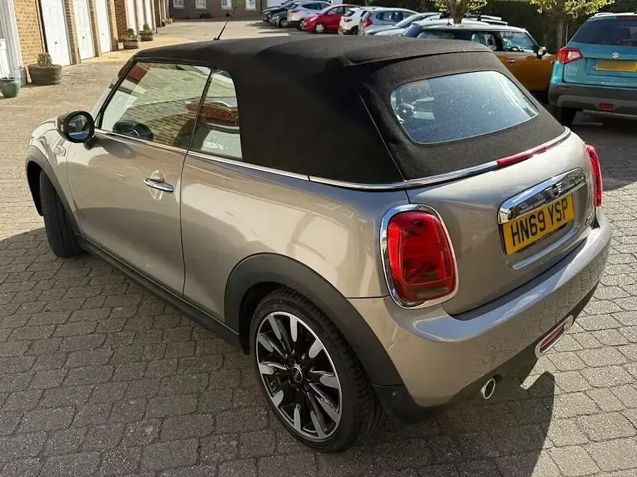Usado Mini Cooper Cabriolet Exclusive 2019 Plateado Descapotable