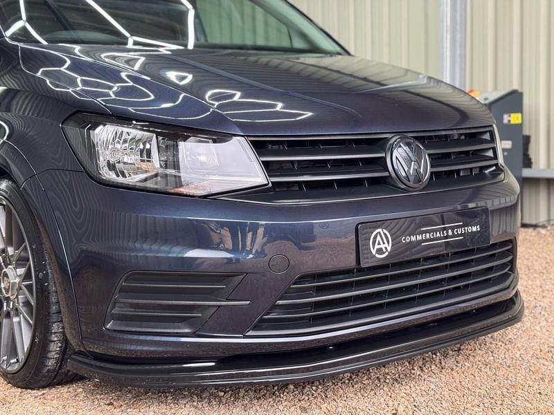 Used VW Caddy Trendline 102 HP (75 kW) 2016 Blue MPV