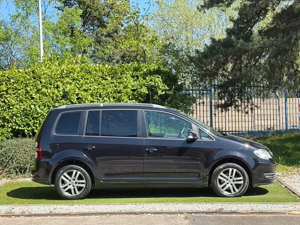 Used VW Touran SE 138 HP (101 kW) 2007 Black MPV