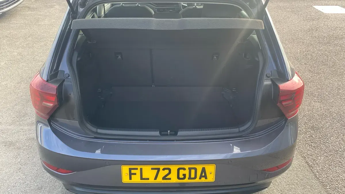 Used VW Polo Life 95 HP (69 kW) 2022 Grey Hatchback