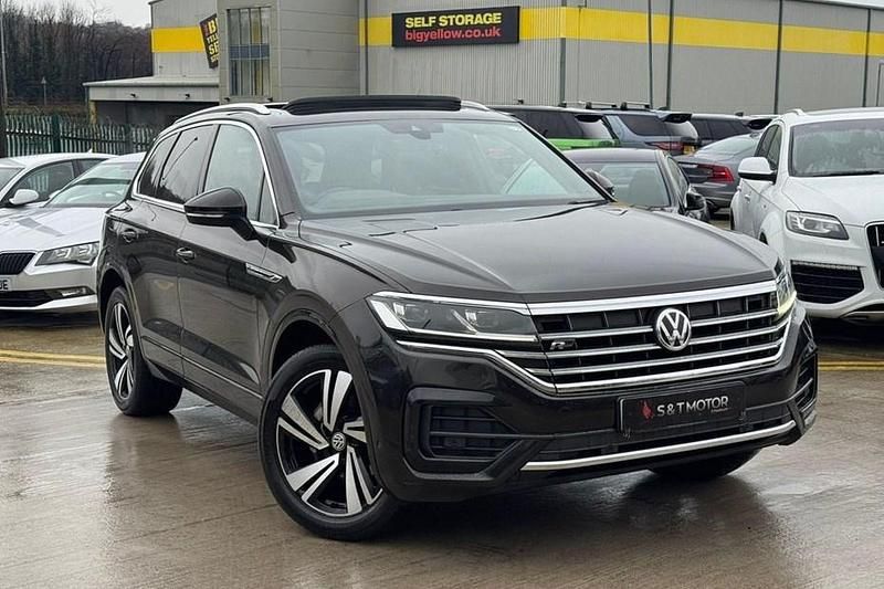 Used VW Touareg R-line 231 HP (169 kW) 2019 Brown SUV