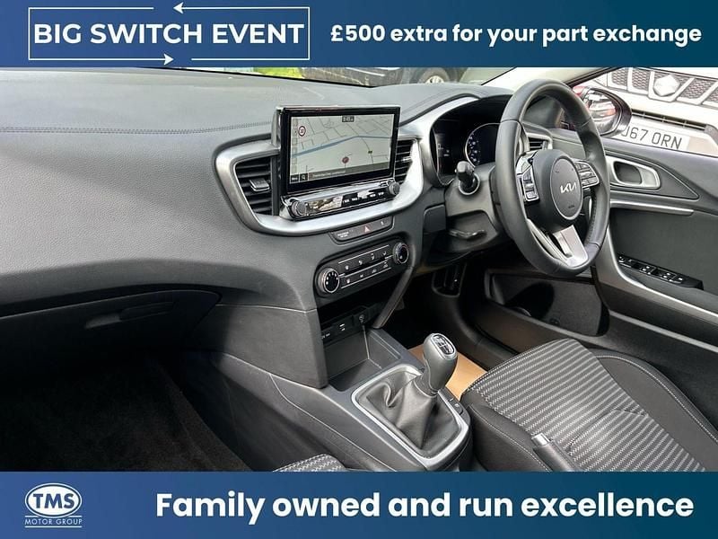 Used Kia Ceed 138 HP (101 kW) 2025 Red Hatchback