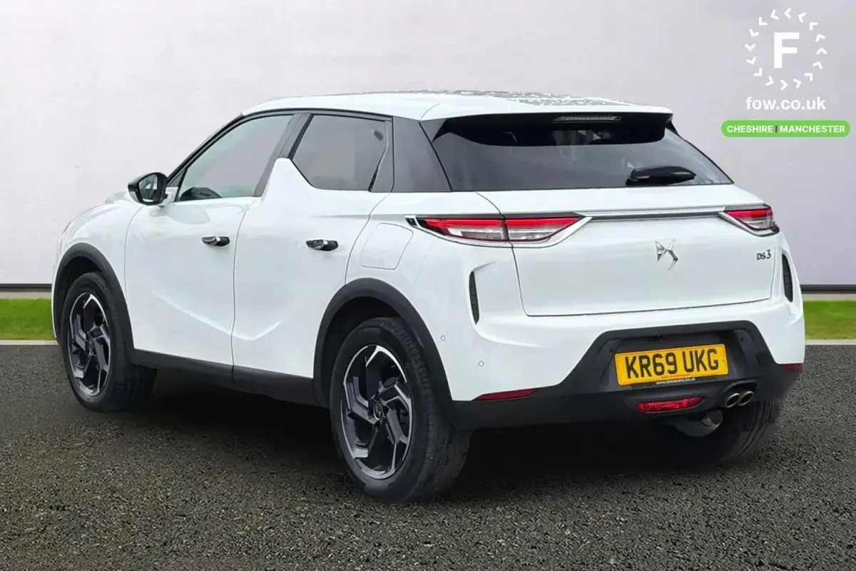 Used DS Automobiles DS3 Ultra Prestige 131 HP (96 kW) 2019 White Hatchback