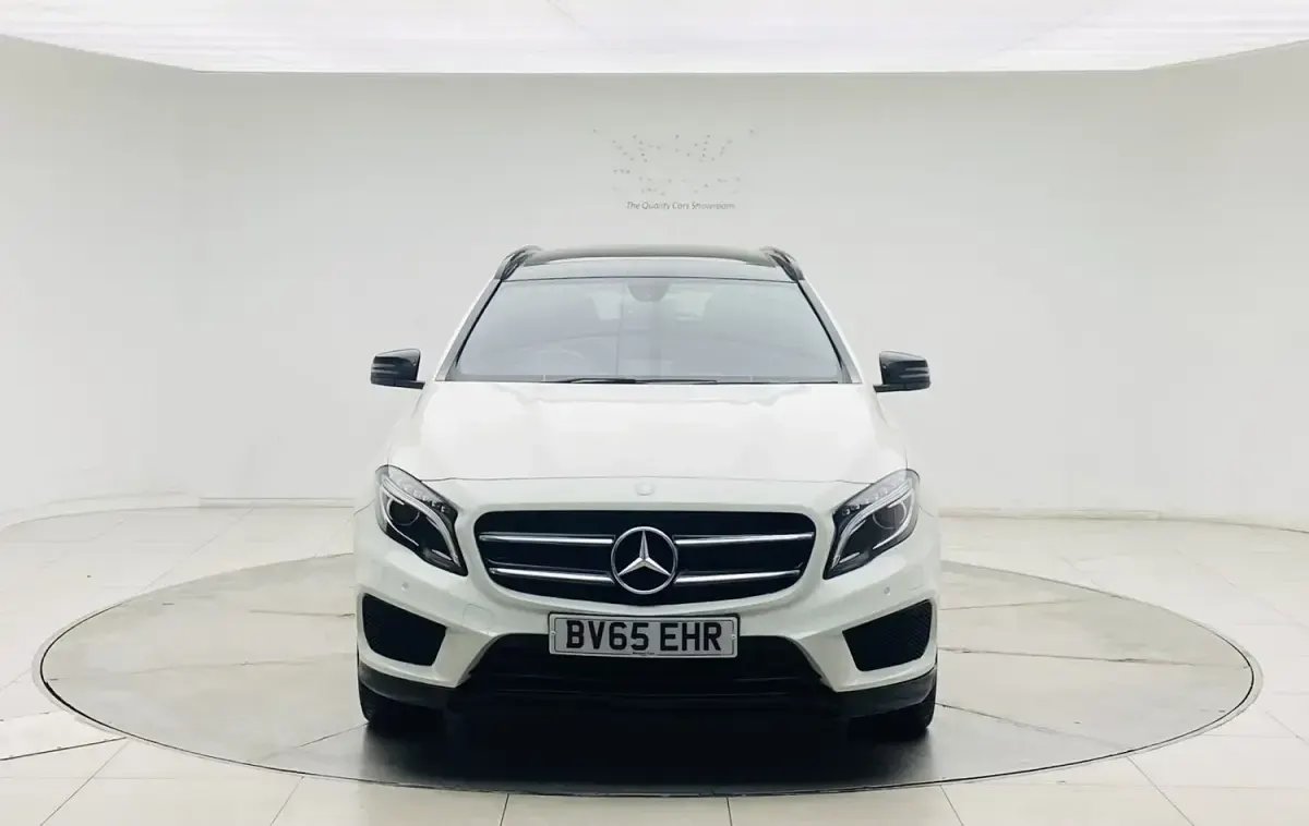 Used Mercedes GLA220 AMG line 170 HP (125 kW) 2015 White SUV
