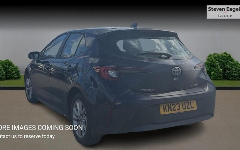 Used Toyota Corolla 140 HP (102 kW) 2026 Hatchback