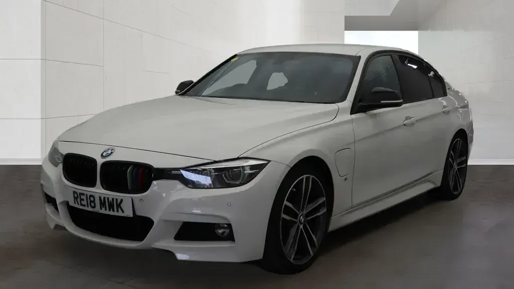 Used BMW 330e M Sport 2018 White Sedan