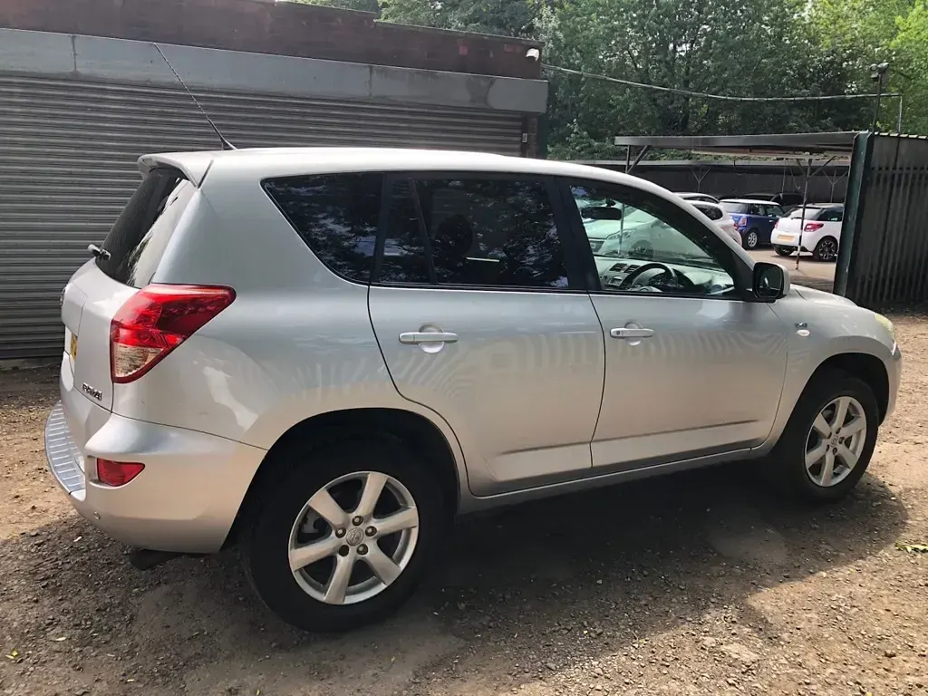 Used Toyota RAV4 150 HP (110 kW) 2009 Silver SUV