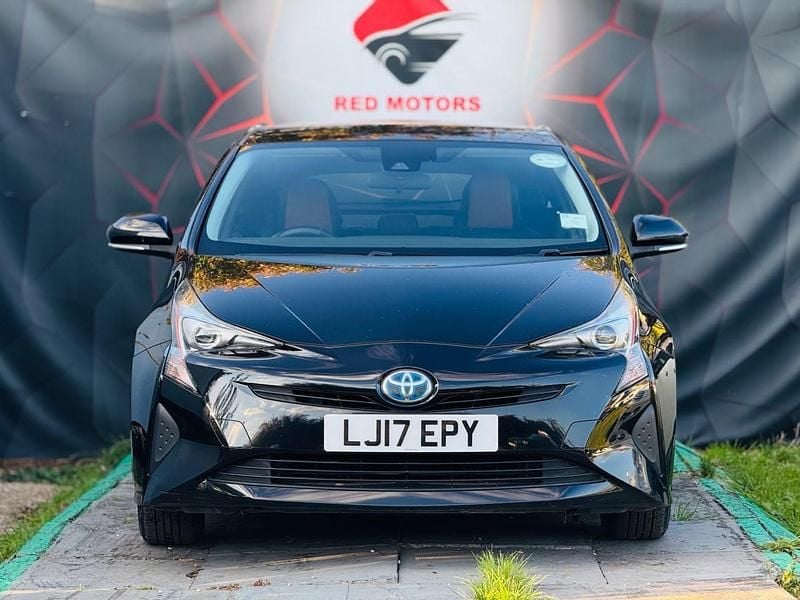 Used Toyota Prius 70 HP (51 kW) 2022 Black Hatchback