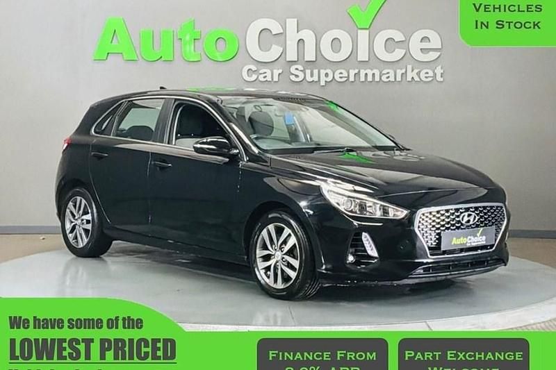 Used Hyundai i30 SE 110 HP (80 kW) 2017 Black Hatchback