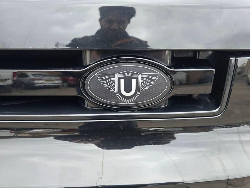 Used Land Rover Defender SE 2022 Black SUV