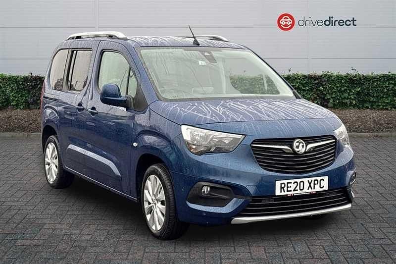 Blue Used 2020 Vauxhall Combo Elite MPV | £15,315 (A bit pricey) - Image 1/4