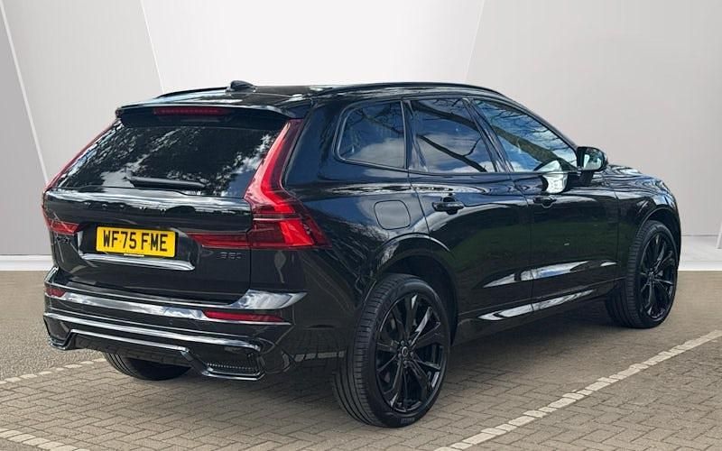 Used Volvo XC60 Plus 250 HP (183 kW) 2025 Black SUV