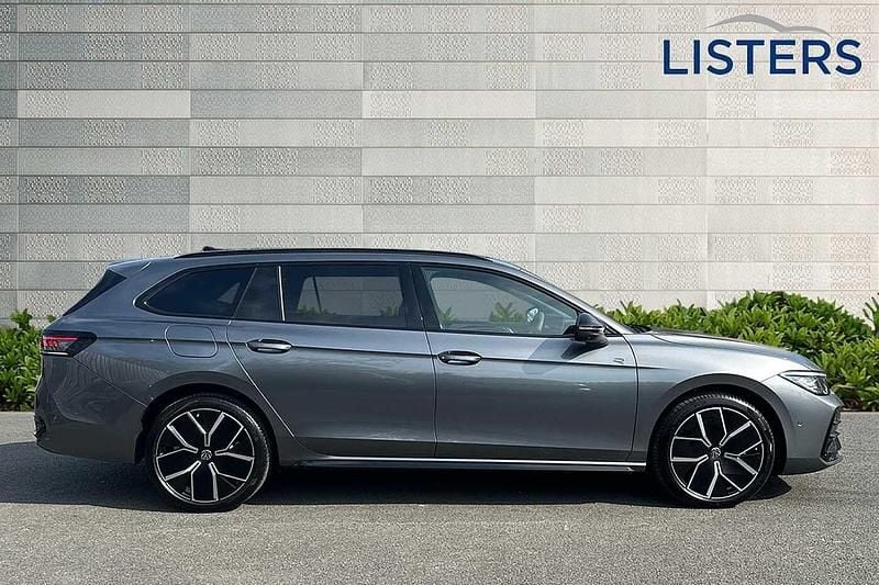 Used VW Passat R-line 272 HP (200 kW) 2025 Diabase grey Estate