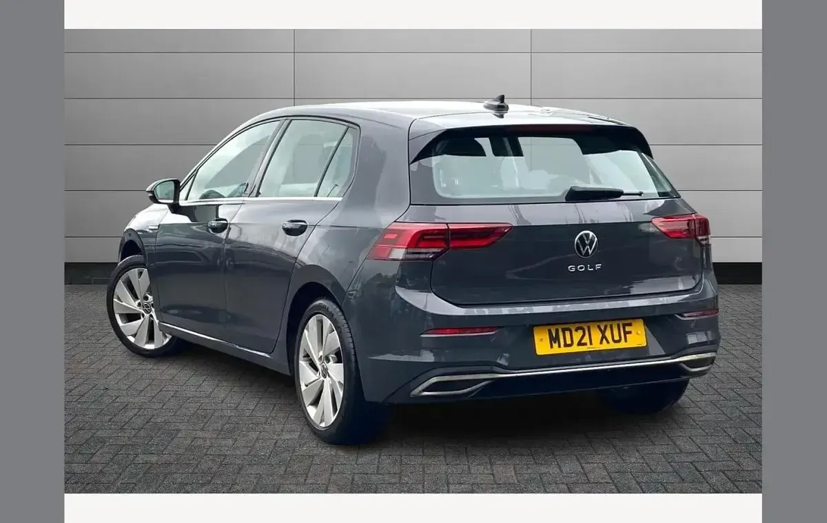 Used VW Golf VIII Style 147 HP (108 kW) 2021 Grey Hatchback