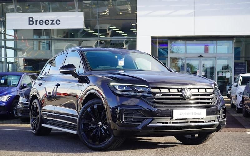 Used 2022 VW Touareg Black Edition SUV | £34,990 (Fair price) - Image 1/4