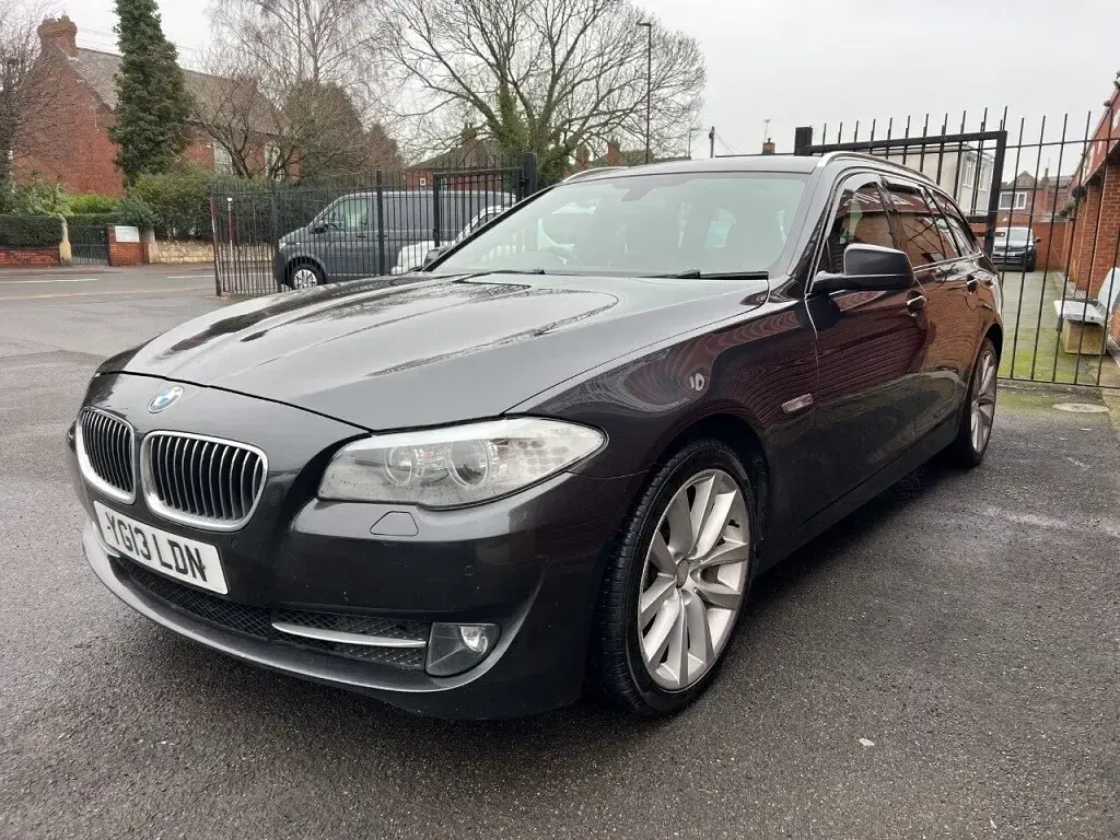 Used BMW 520 184 HP (135 kW) 2013 Grey Estate