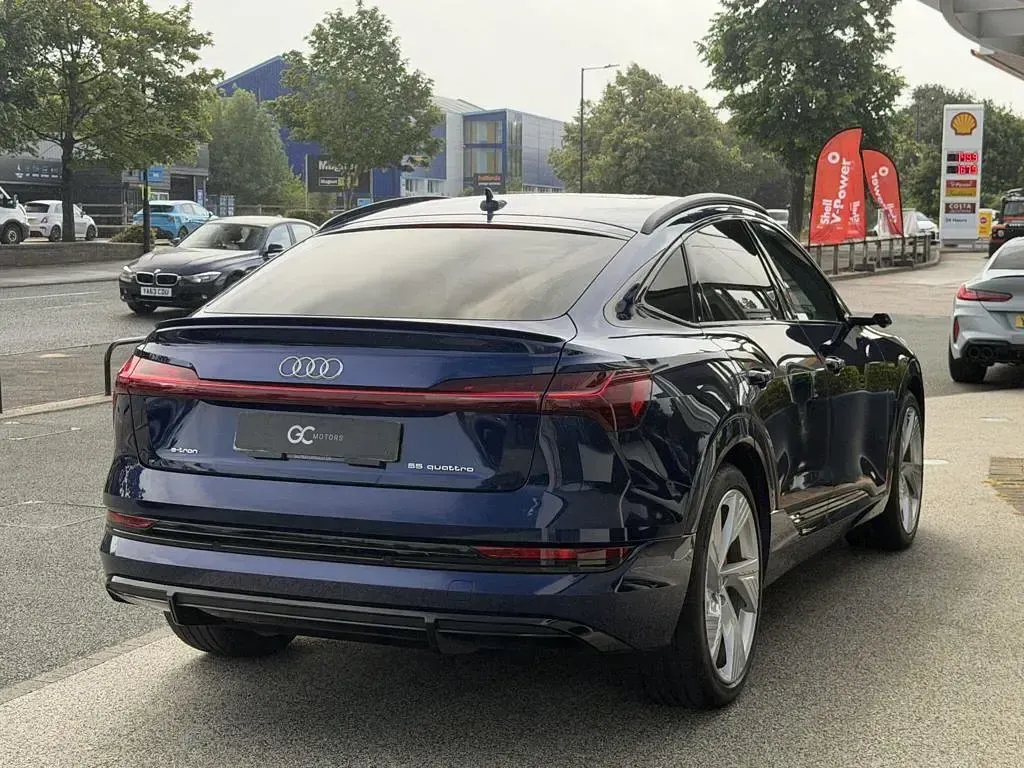 Used Audi e-tron Advanced 11 kW (15 HP) 2021 SUV