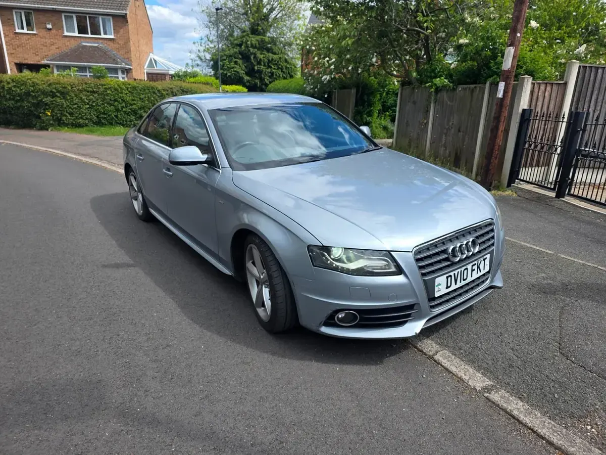 Used Audi A4 S-Line 143 HP (105 kW) 2010 Silver Sedan